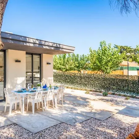 Cala'n Blanes Sleeps 8 With Pool Air Con And Wifi Villa