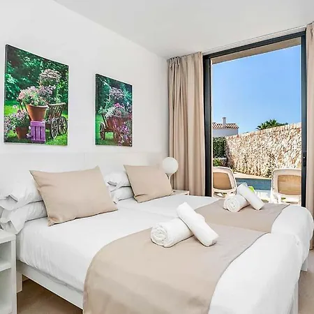 Cala'n Blanes Sleeps 8 With Pool Air Con And Wifi 빌라 *